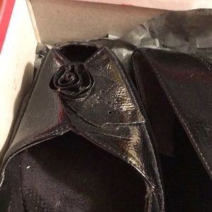 Black Aerosoles shoes.